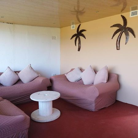 The Whitehouse Hotell Port Shepstone Exteriör bild