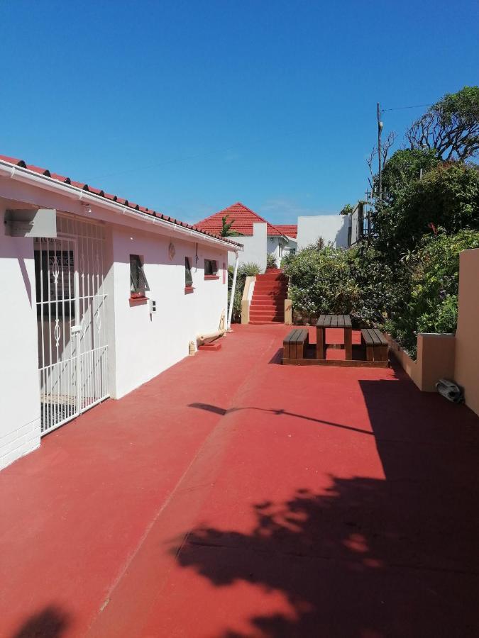 The Whitehouse Hotell Port Shepstone Exteriör bild