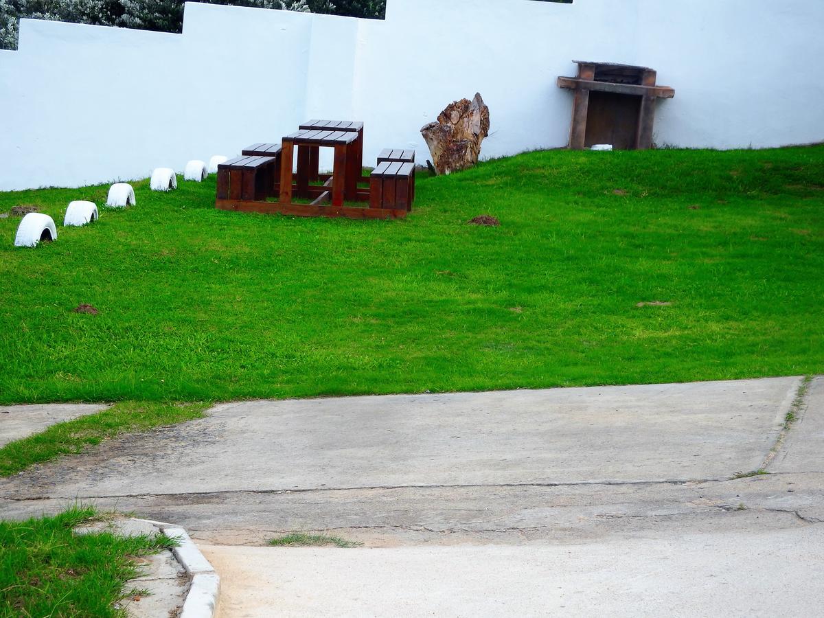 The Whitehouse Hotell Port Shepstone Exteriör bild