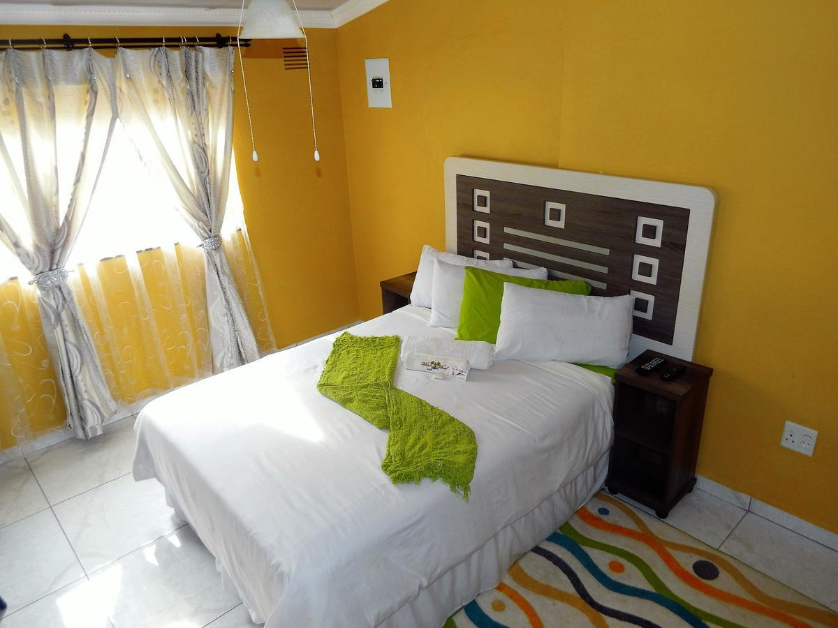 The Whitehouse Hotell Port Shepstone Exteriör bild